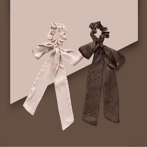 Scunci Hair Ribbon Scrunchie Set (2pc) – Pink & Brown Leopard Satin